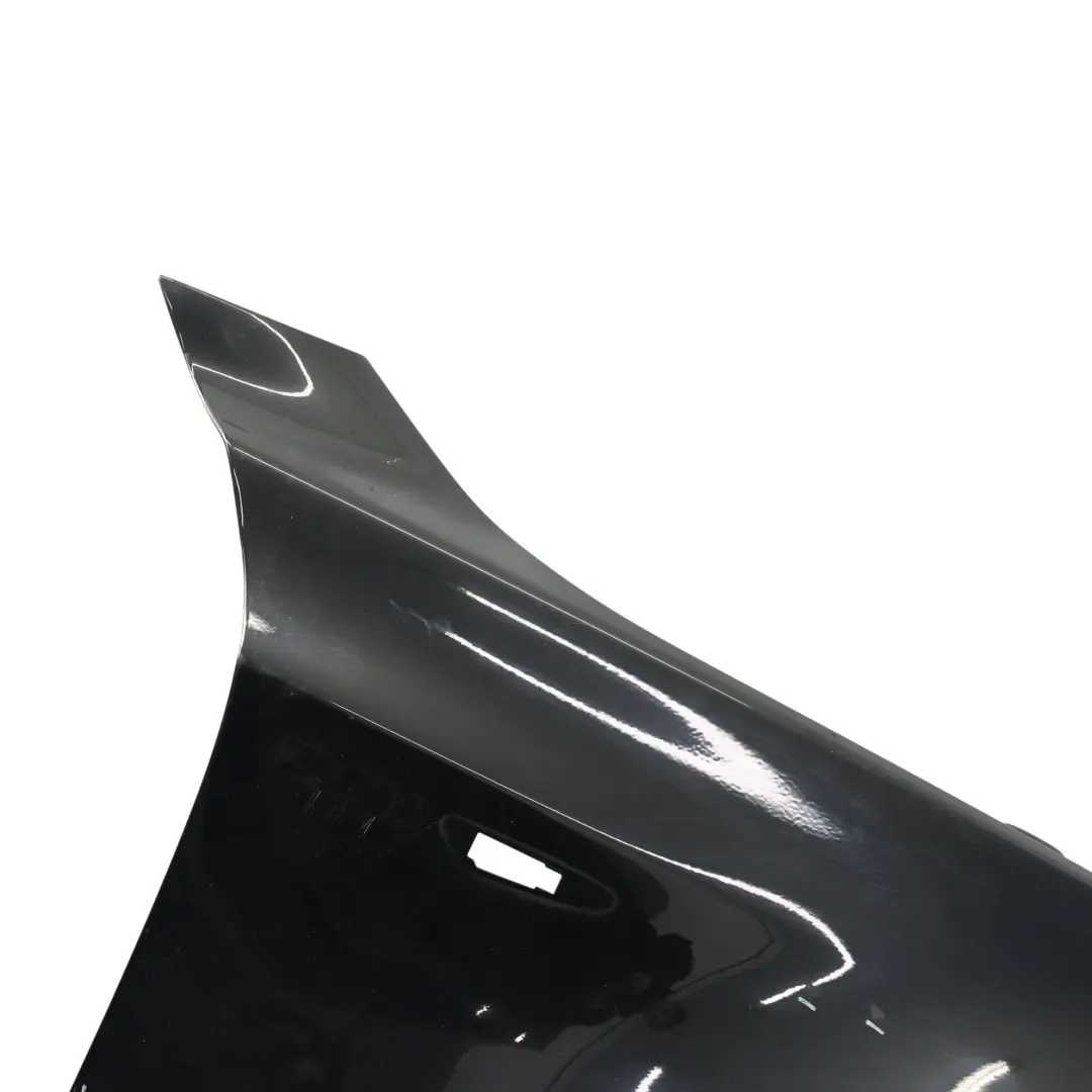 Panneau Latéral D'Aile Avant Droit Black Sapphire - 475 pour BMW X3 E83 à propos du numéro de pièce 3405922 BMW X3 E83 Panneau Latéral D'Aile Avant Droit Black Sapphire - 475 - SKU 3405922-BS - Numéro de pièce 3405922