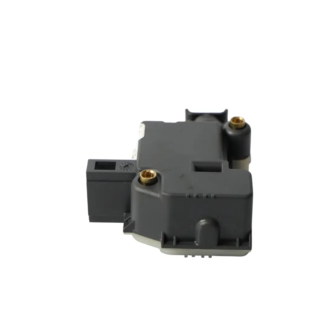 7L Siłownik Zamka Tylnej Klapy Bagażnika do Volkswagen Touareg o numerze 3B0959781C Volkswagen Touareg 7L Siłownik Zamka Tylnej Klapy Bagażnika - SKU 3B0959781C - Numer Części 3B0959781C