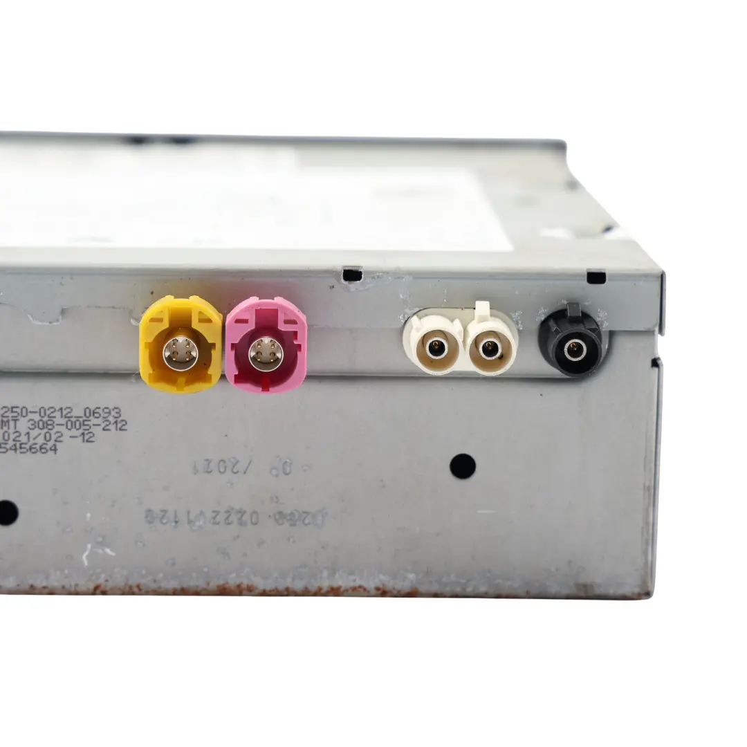 VW Volkswagen T-Roc A11 Multimedia Radio Navigation Head Unit - SKU 3G5035820D - Part number 3G5035820D