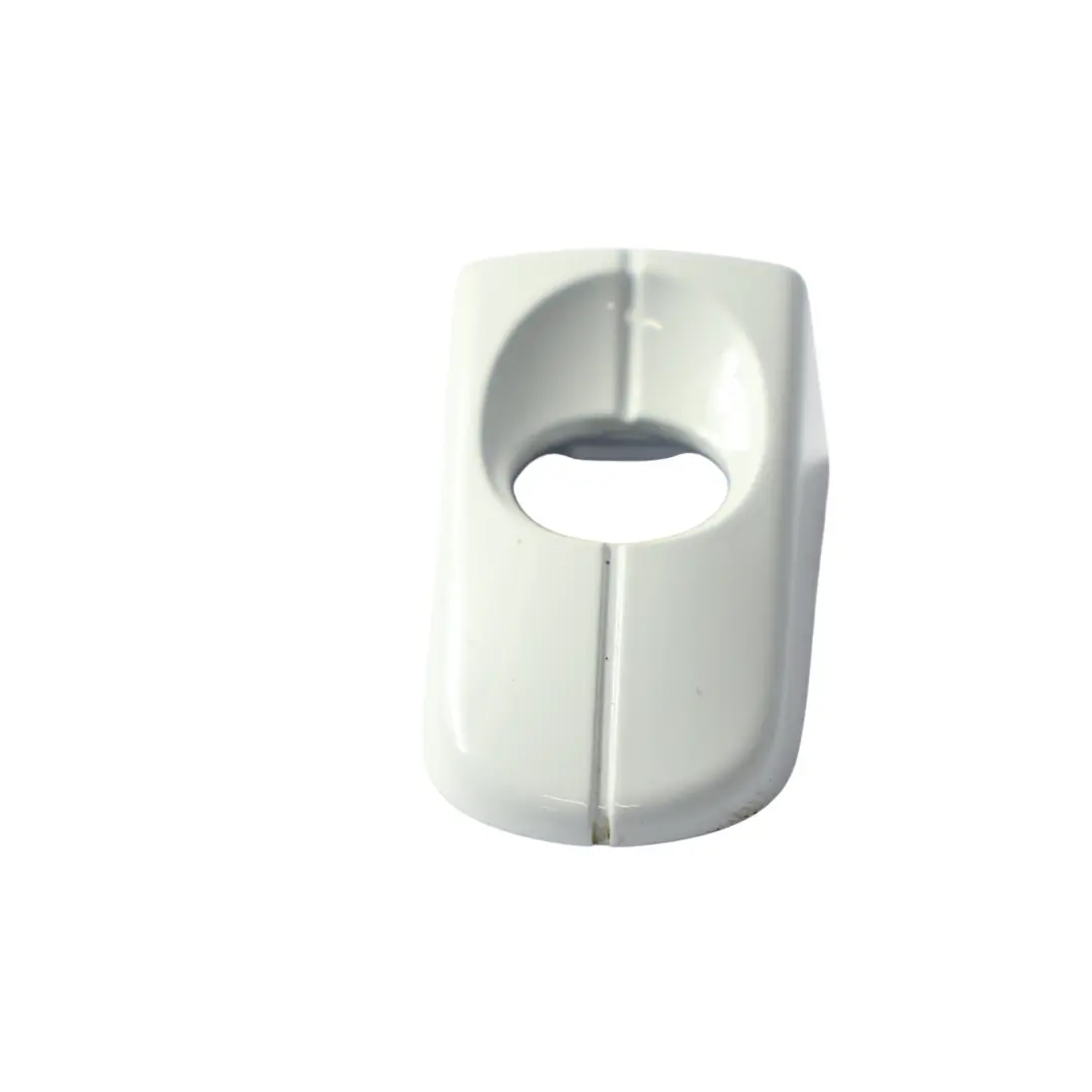 Ford Focus Mk3 Manija Puerta Cubierta Manija Delantera Derecha Frozen White - Z2 - SKU 3M51-R218A14-ACW-FW - Número de pieza 3M51-R218A14-ACW