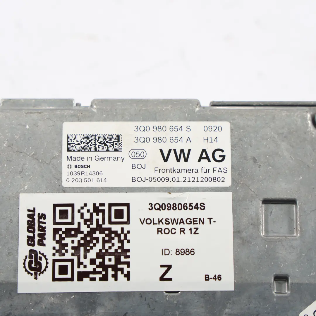 Parabrezza Telecamera Anteriore Assistenza Conducente per VW T-Roc A11 con numero di parte 3Q0980654S VW T-Roc A11 Parabrezza Telecamera Anteriore Assistenza Conducente - SKU 3Q0980654S - Numero di parte 3Q0980654S