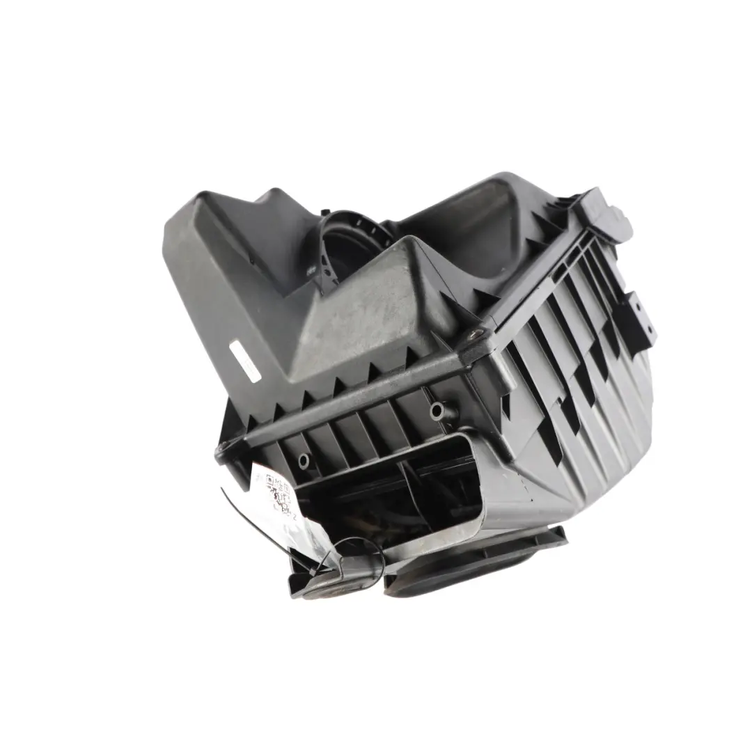 3R 2.0 TDI Air Filter Box Housing to Seat Exeo with Part number 3R0133837 Seat Exeo 3R 2.0 TDI Air Filter Box Housing - SKU 3R0133837 - Part number 3R0133837