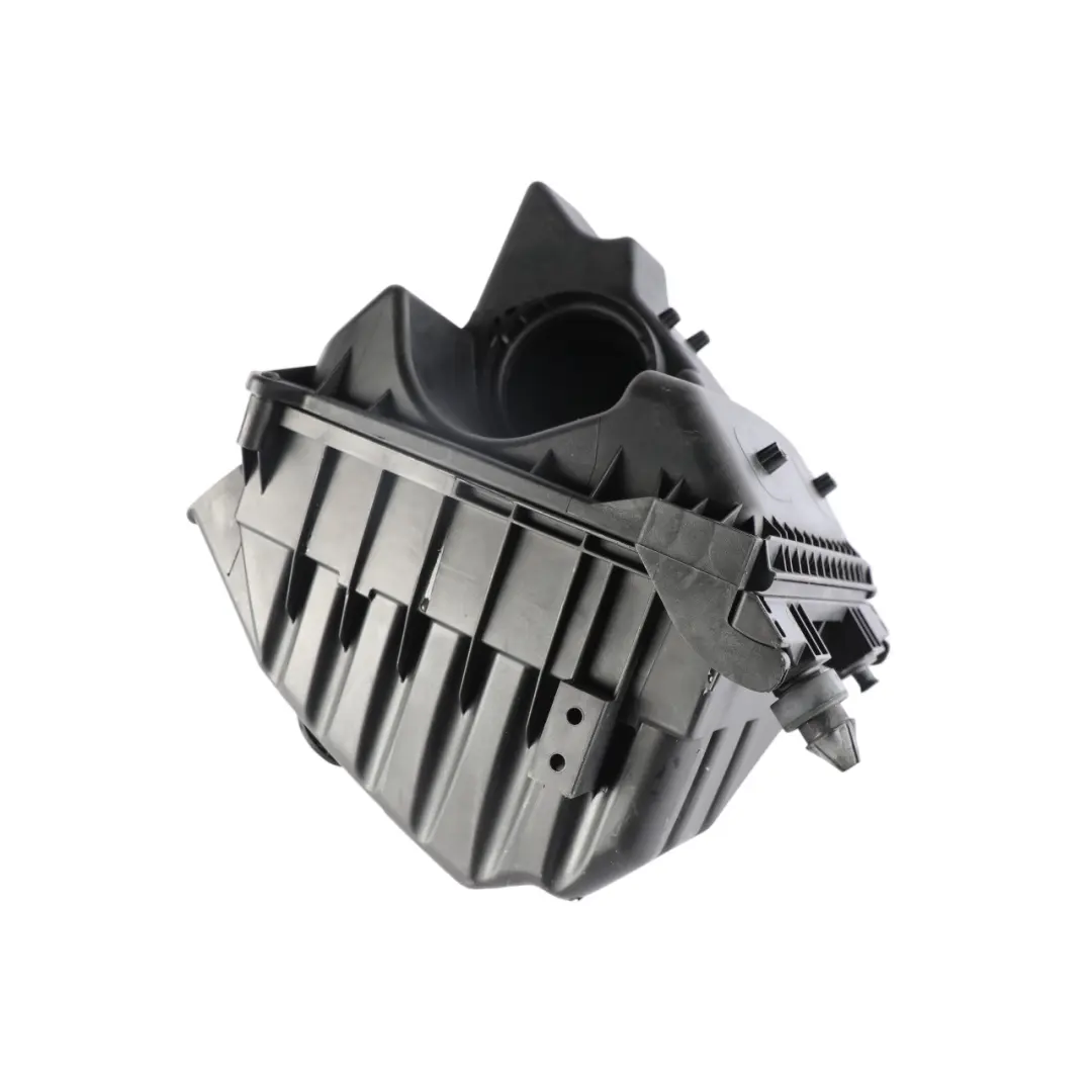 3R 2.0 TDI Air Filter Box Housing to Seat Exeo with Part number 3R0133837 Seat Exeo 3R 2.0 TDI Air Filter Box Housing - SKU 3R0133837 - Part number 3R0133837