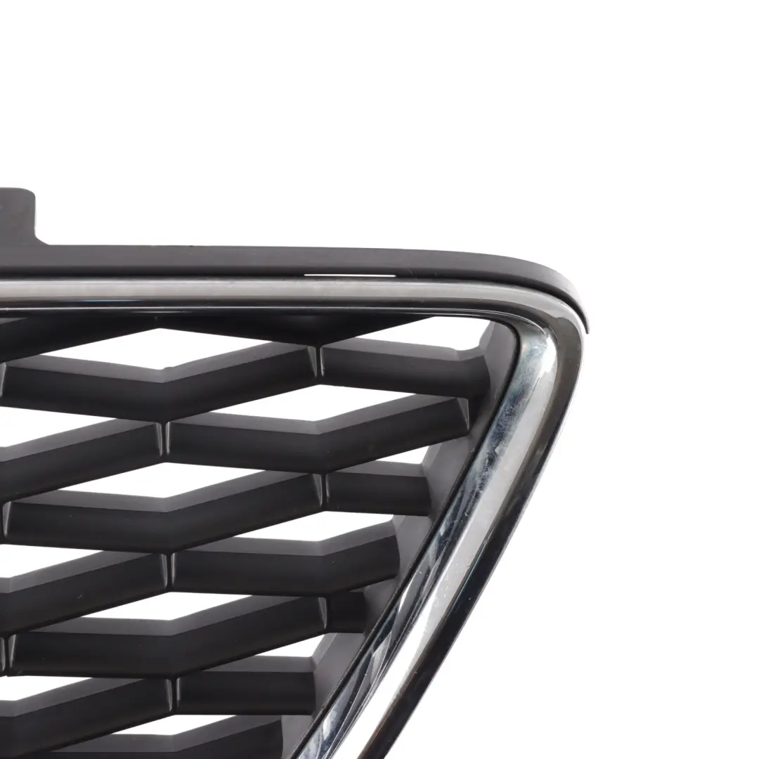 Seat Exeo Front Grille Grill Bumper Center Front Radiator 3R0853654A - SKU 3R0853651A - Part number 3R0853651A