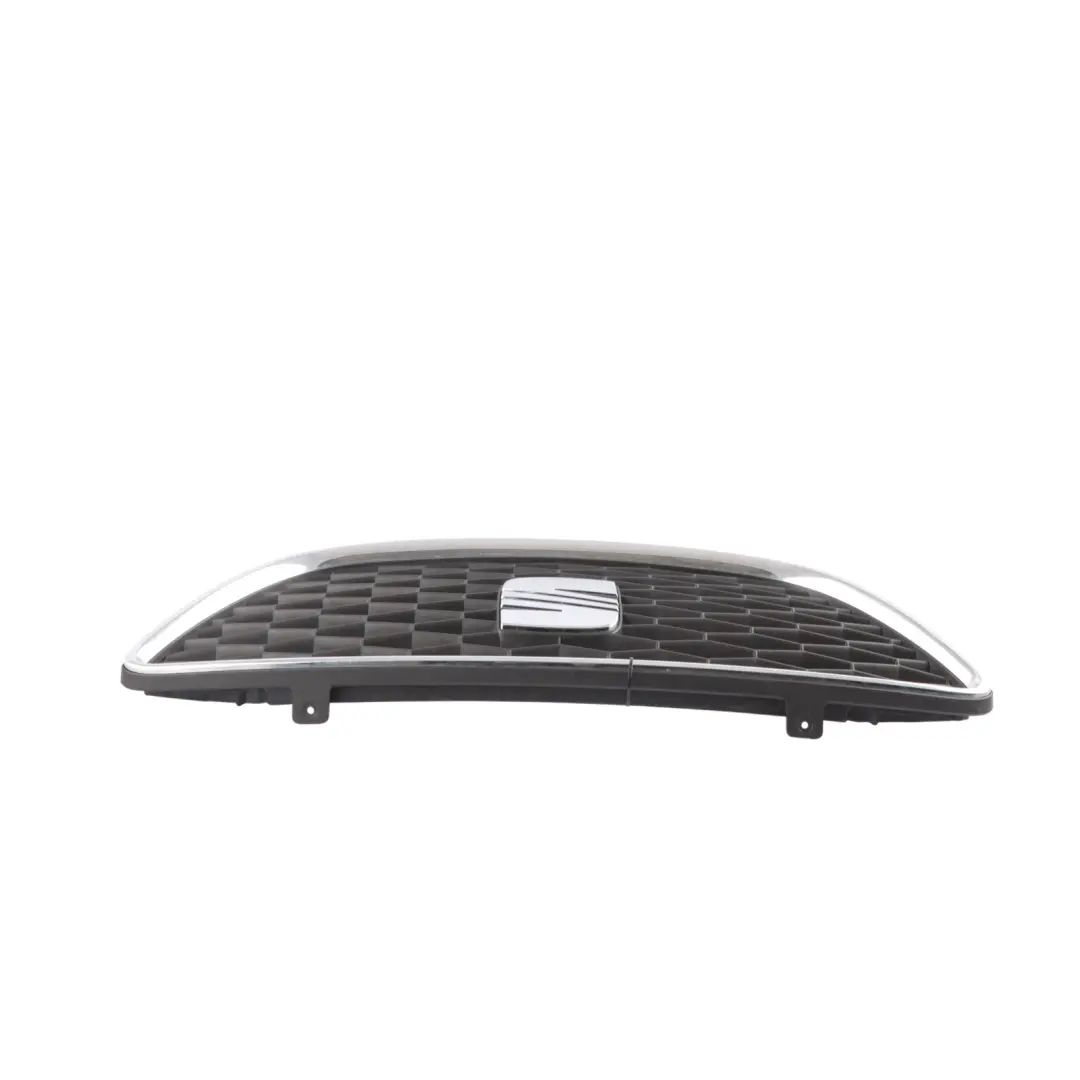 Seat Exeo Front Grille Grill Bumper Center Front Radiator 3R0853654A - SKU 3R0853651A - Part number 3R0853651A