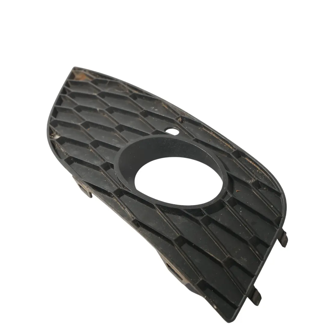 Frontstoßstange Abdeckung Nebelscheinwerfer Panel Rechts für Seat Exeo mit Teilenummer 3R0853666A Seat Exeo Frontstoßstange Abdeckung Nebelscheinwerfer Panel Rechts - SKU 3R0853666A - Teilenummer 3R0853666A