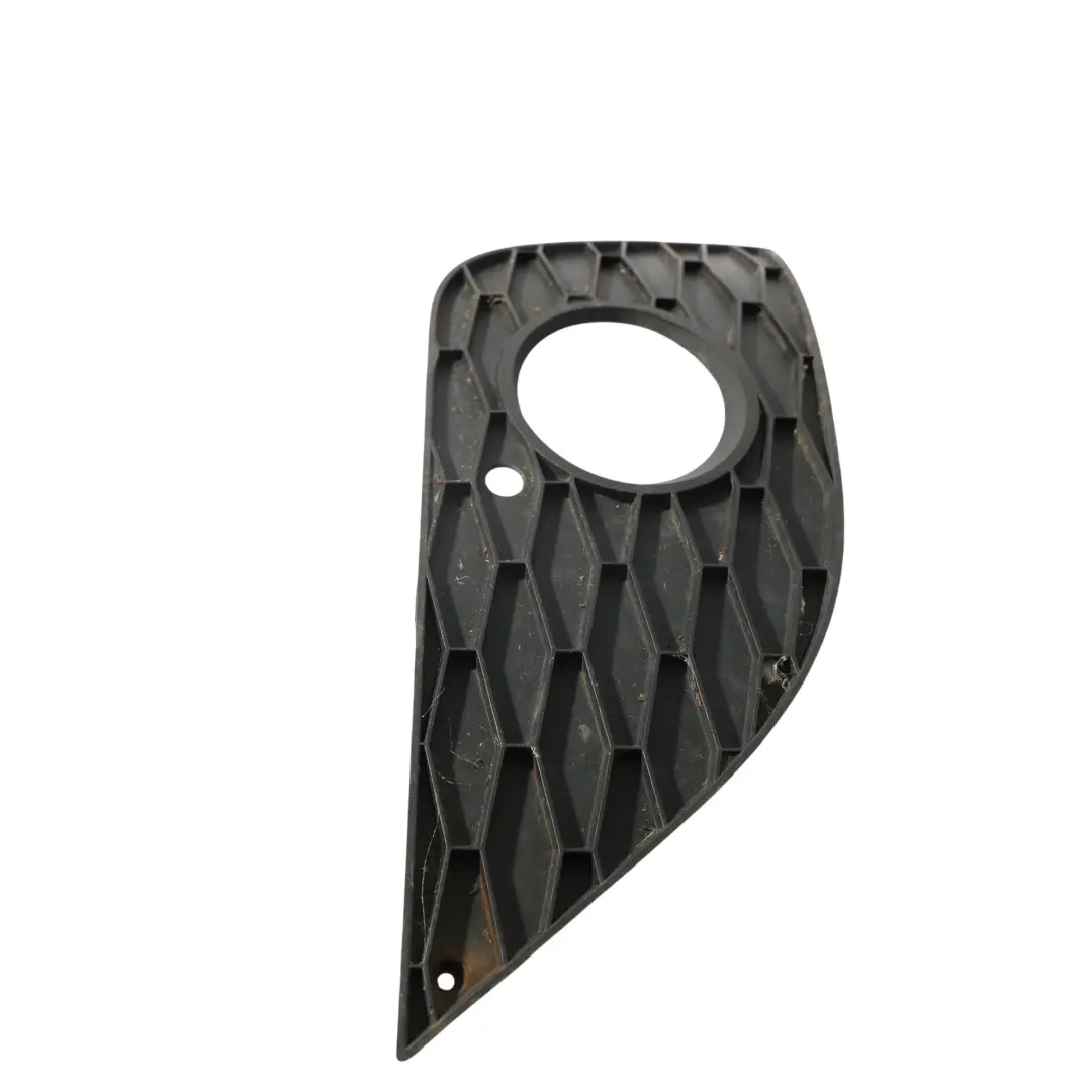 Cache De Pare Chocs Avant Droit Pour Feu Antibrouillard pour Seat Exeo à propos du numéro de pièce 3R0853666A Seat Exeo Cache De Pare Chocs Avant Droit Pour Feu Antibrouillard - SKU 3R0853666A - Numéro de pièce 3R0853666A