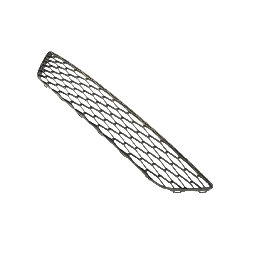 Seat Exeo Grille Inférieure Radiateur Avant Garniture De Pare Chocs - SKU 3R0853667 - Numéro de pièce 3R0853667