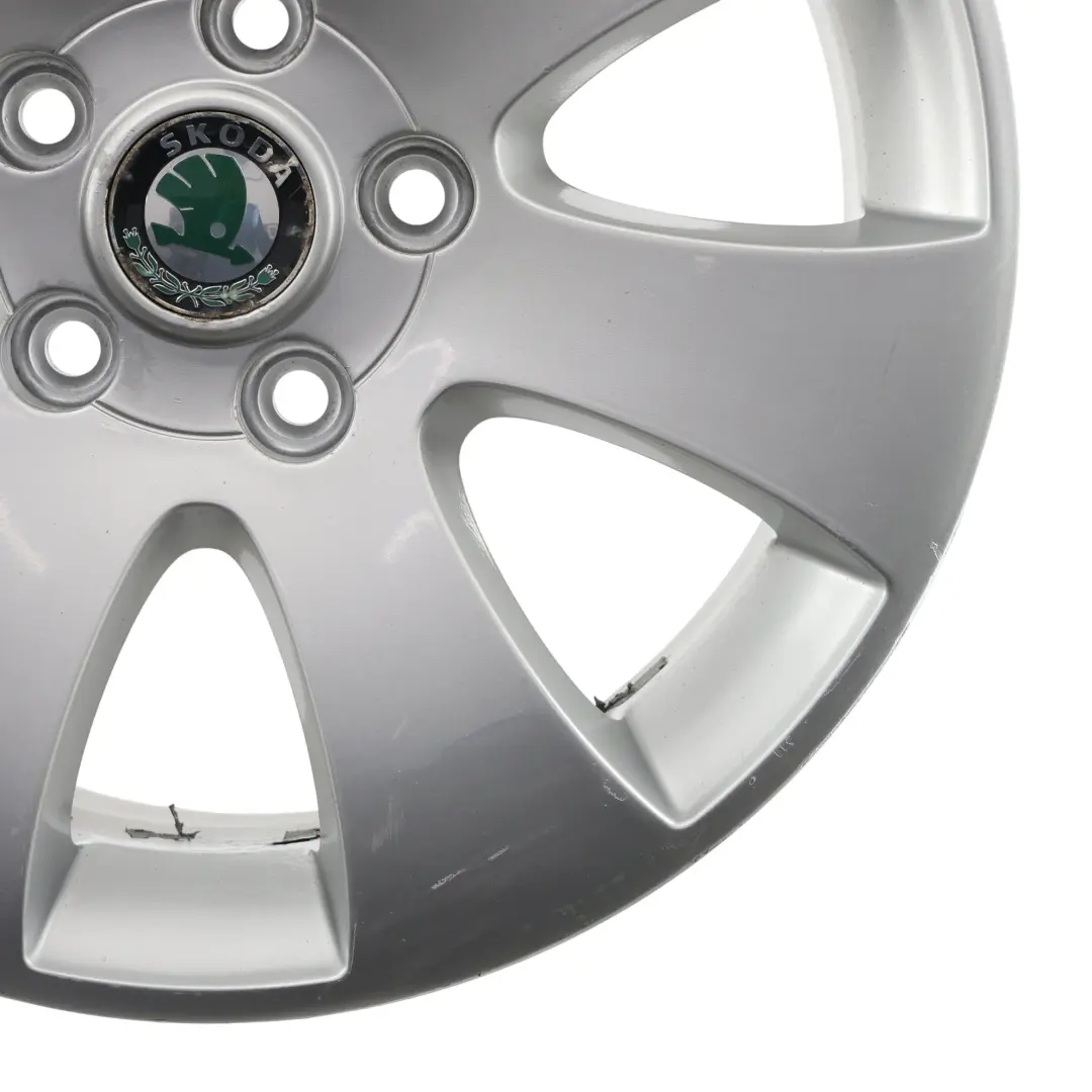 Skoda Yeti 5L Superb Silver Wheel Alloy Rim 16" 7J ET:45 - SKU 3T0601025-4 - Part number 3T0601025