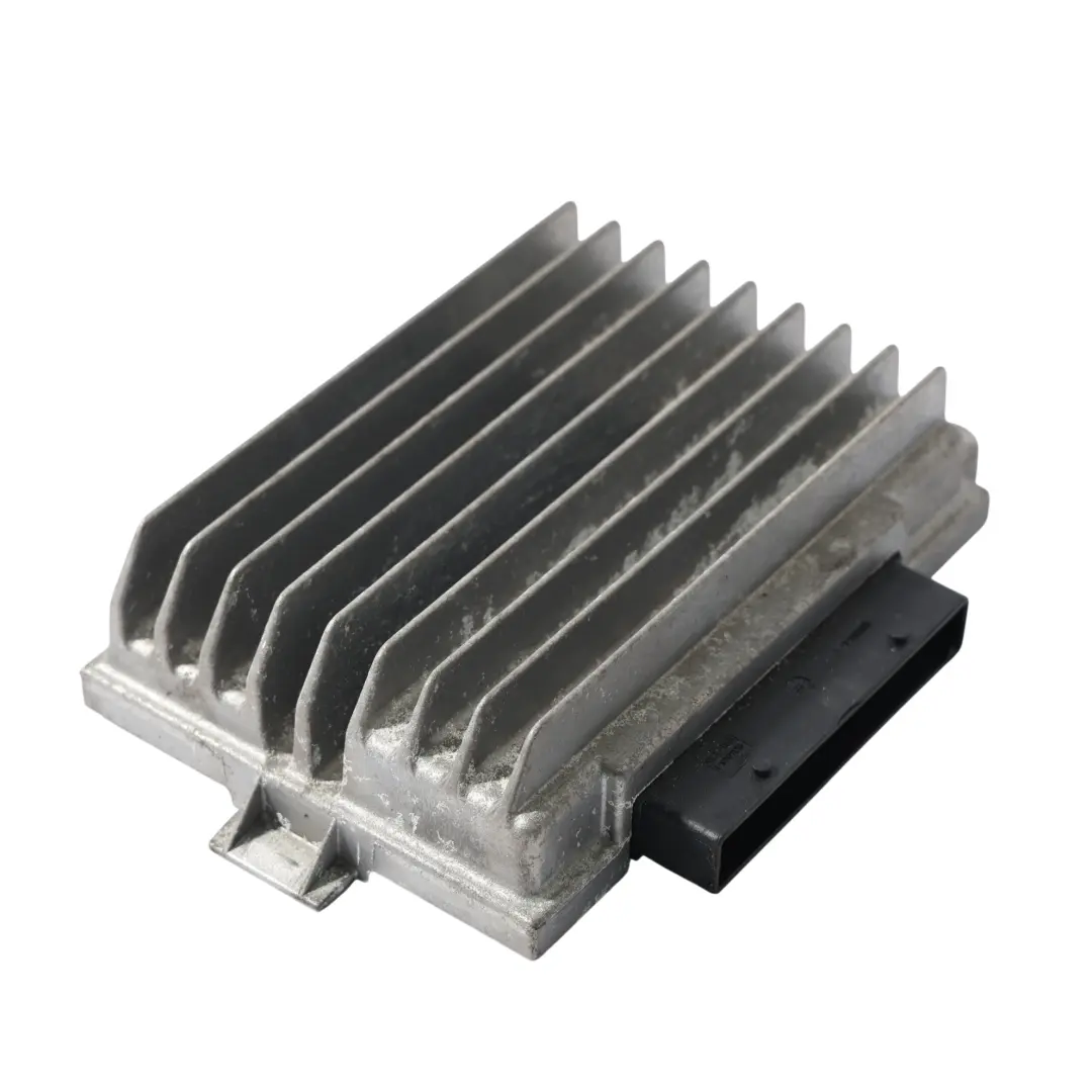 Sistema Amplificazione Audio Modulo Unità Controllo per Audi R8 42 Spyder con numero di parte 420035223C Audi R8 42 Spyder Sistema Amplificazione Audio Modulo Unità Controllo - SKU 420035223C - Numero di parte 420035223C