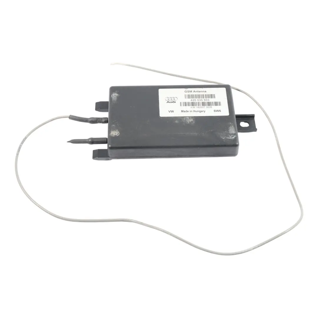 Récepteur D'Antenne GSM Amplificateur Radio pour Audi R8 42 à propos du numéro de pièce 420035503 Audi R8 42 Récepteur D'Antenne GSM Amplificateur Radio - SKU 420035503-1 - Numéro de pièce 420035503