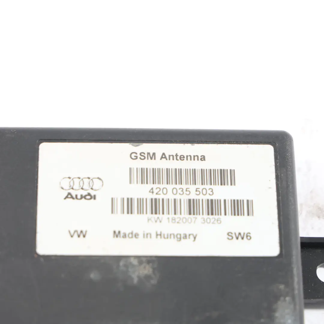 Audi R8 42 GSM Antena Receptor Amplificador Radio - SKU 420035503-1 - Número de pieza 420035503
