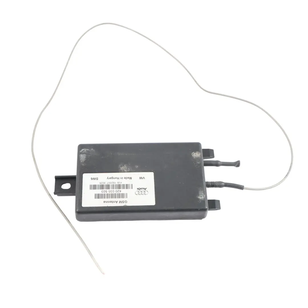 GSM Antena Receptor Amplificador Radio para Audi R8 42 con número de pieza 420035503 Audi R8 42 GSM Antena Receptor Amplificador Radio - SKU 420035503-1 - Número de pieza 420035503