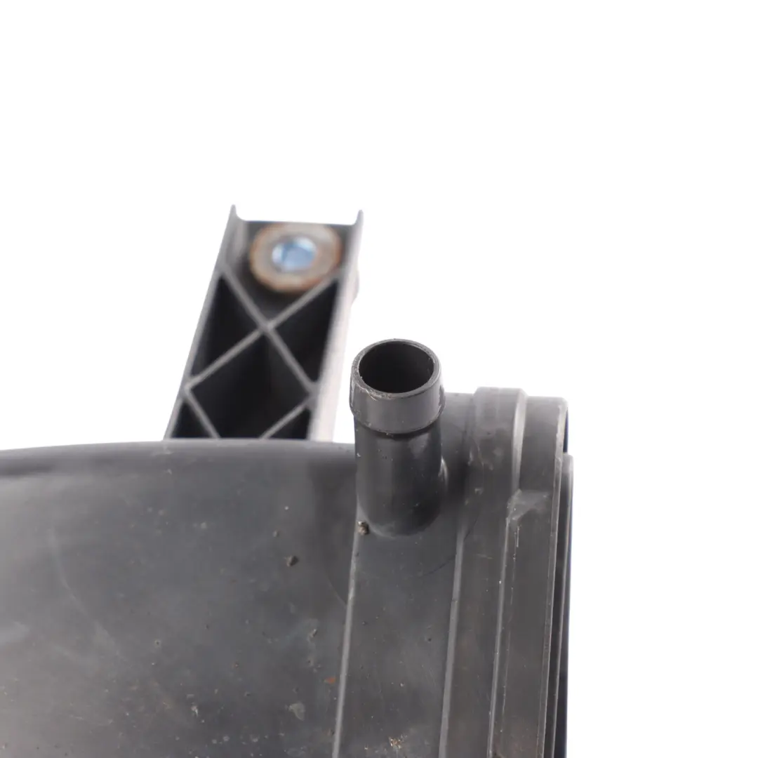 Intake Inlet Duct Channel Pipe Centre Left N/S to Audi R8 42 Spyder Air with Part number 420129927 Audi R8 42 Spyder Air Intake Inlet Duct Channel Pipe Centre Left N/S - SKU 420129927 - Part number 420129927