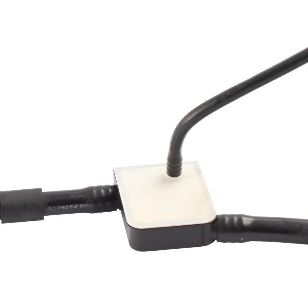 Audi R8 42 Tuyau De Ventilation Du Réservoir De Carburant - SKU 420201167B - Numéro de pièce 420201167B