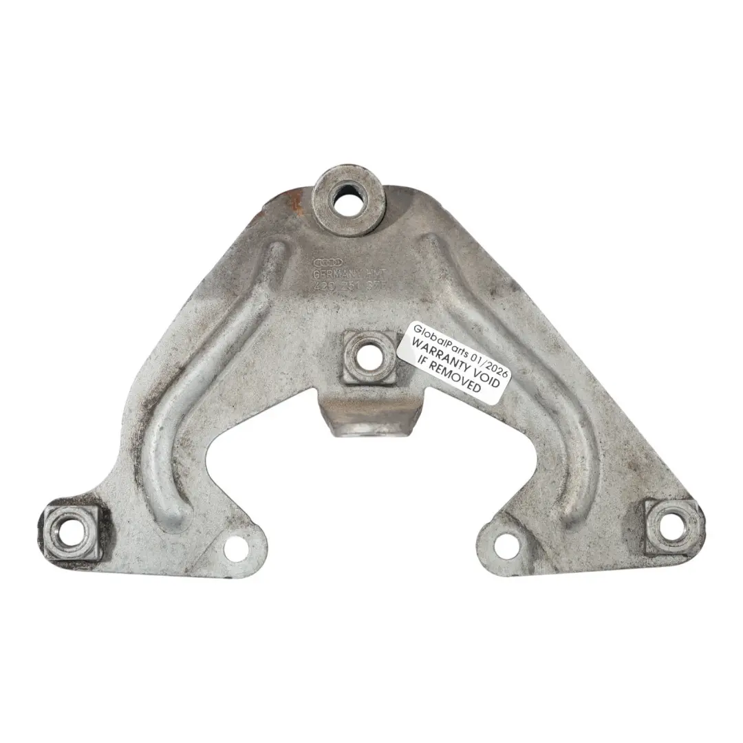 Support Fixation Gauche Collecteur Échappement pour Audi R8 42 à propos du numéro de pièce 420251375 Audi R8 42 Support Fixation Gauche Collecteur Échappement - SKU 420251375 - Numéro de pièce 420251375