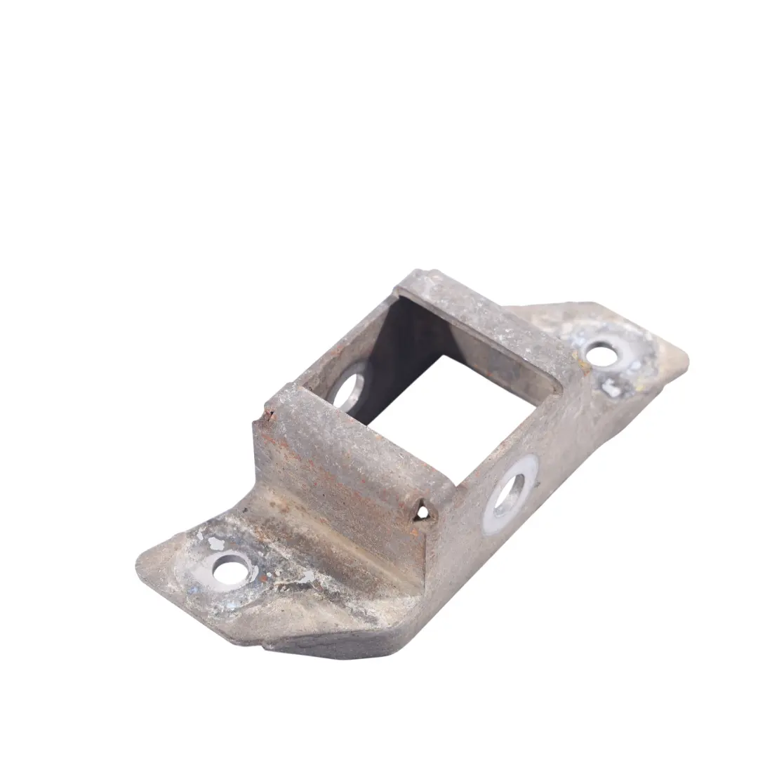 Wspornik Wahacza Górny Lewy Tył do Audi R8 42 o numerze 420407457B Audi R8 42 Wspornik Wahacza Górny Lewy Tył - SKU 420407457B - Numer Części 420407457B