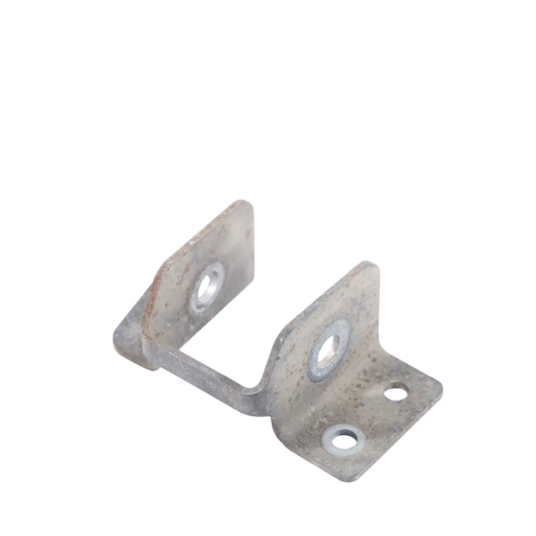 Staffa Montaggio Braccio Superiore Anteriore Sinistro per Audi R8 42 con numero di parte 420407457F Audi R8 42 Staffa Montaggio Braccio Superiore Anteriore Sinistro - SKU 420407457F - Numero di parte 420407457F