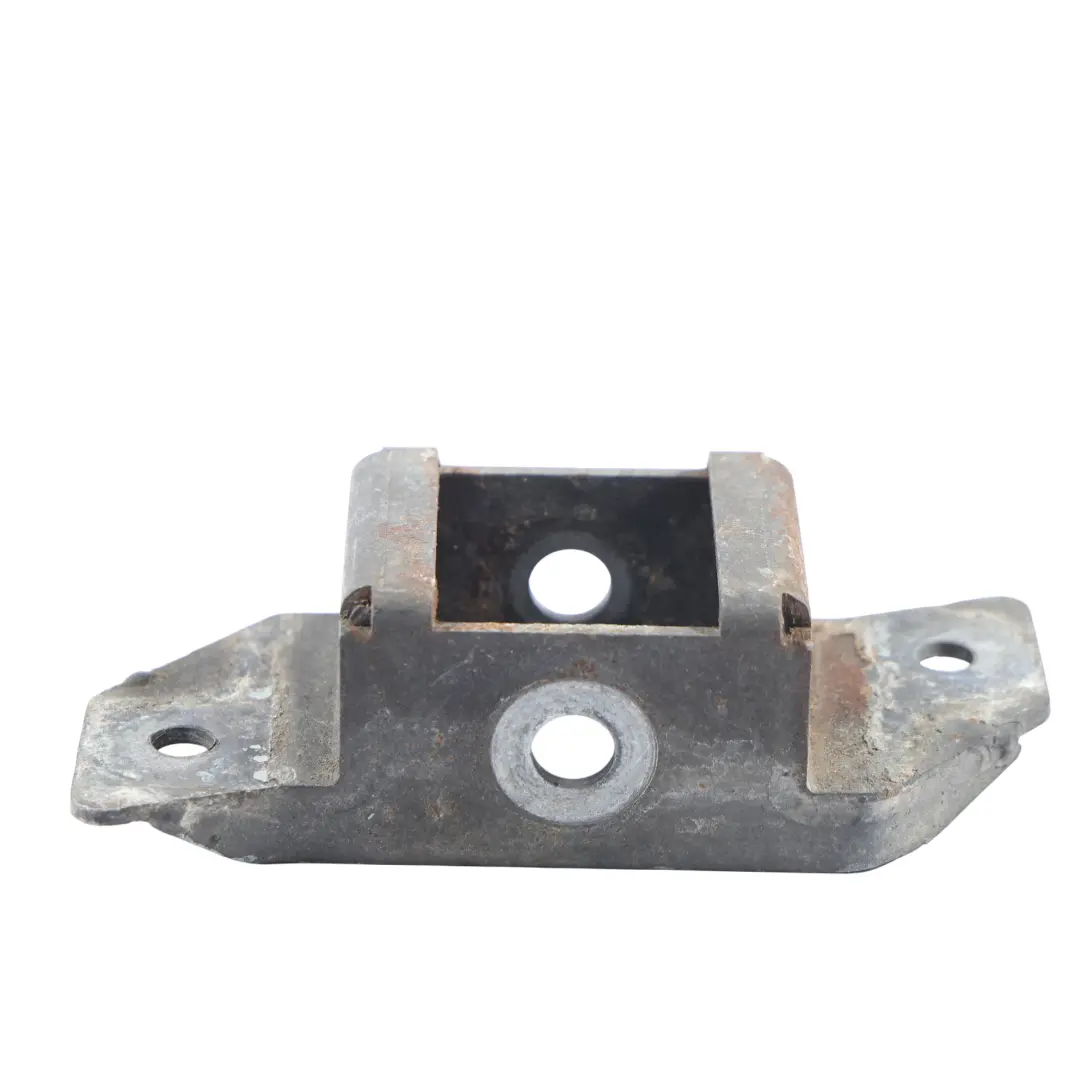 Wspornik Mocowanie Górne Wahacza Prawy Tył do Audi R8 42 o numerze 420407458B Audi R8 42 Wspornik Mocowanie Górne Wahacza Prawy Tył - SKU 420407458B - Numer Części 420407458B