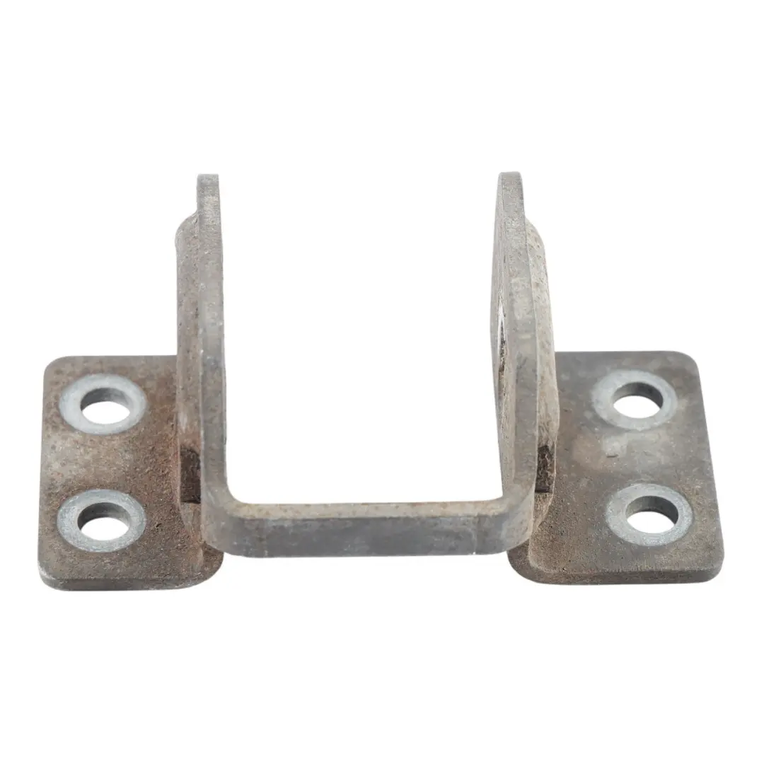 Supporto Inferiore Braccio Oscillante Posteriore Destro per Audi R8 42 con numero di parte 420407458H Audi R8 42 Supporto Inferiore Braccio Oscillante Posteriore Destro - SKU 420407458H - Numero di parte 420407458H