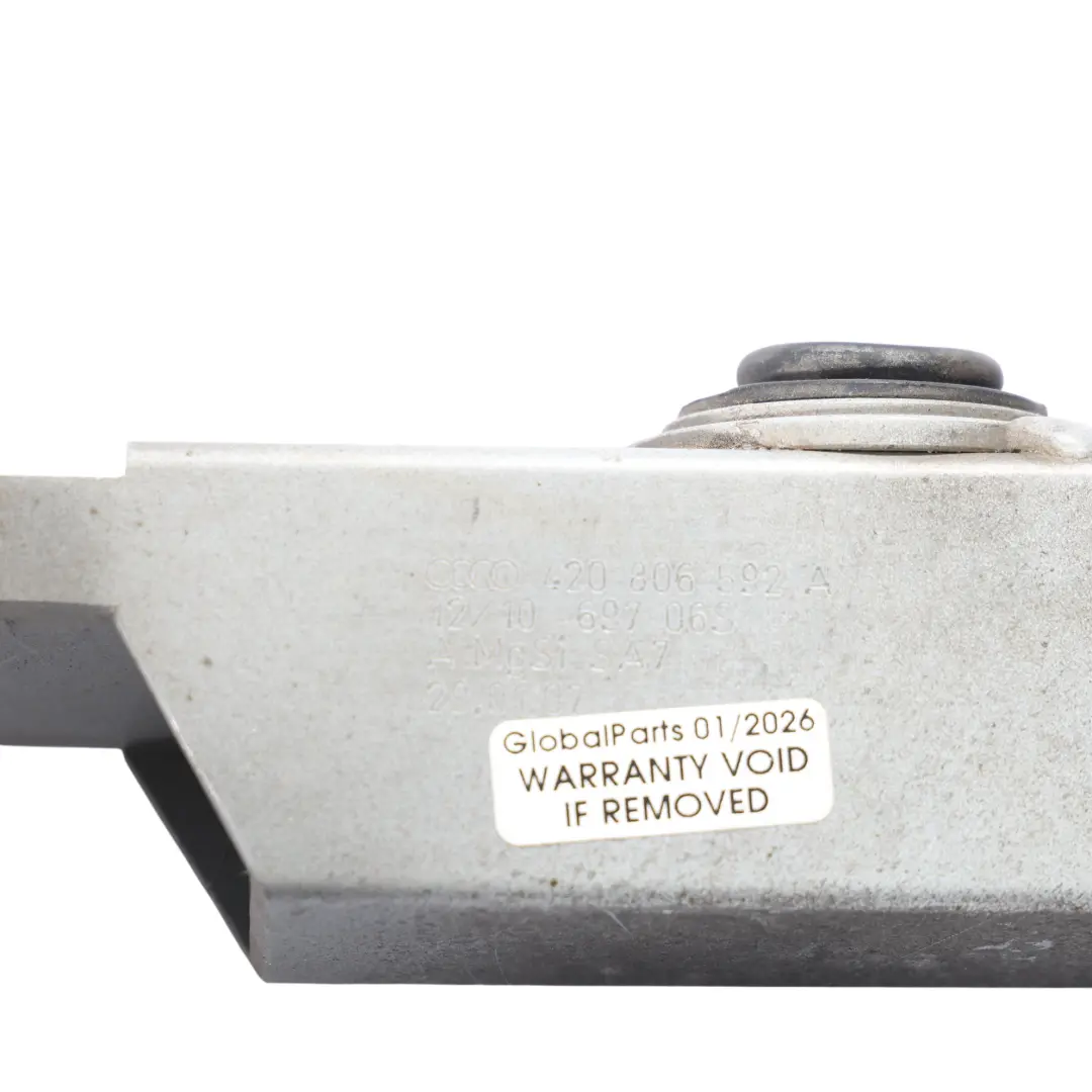 Frontplatte Kühlerhalterung Halterung Rechts für Audi R8 42 mit Teilenummer 420806592A Audi R8 42 Frontplatte Kühlerhalterung Halterung Rechts - SKU 420806592A - Teilenummer 420806592A