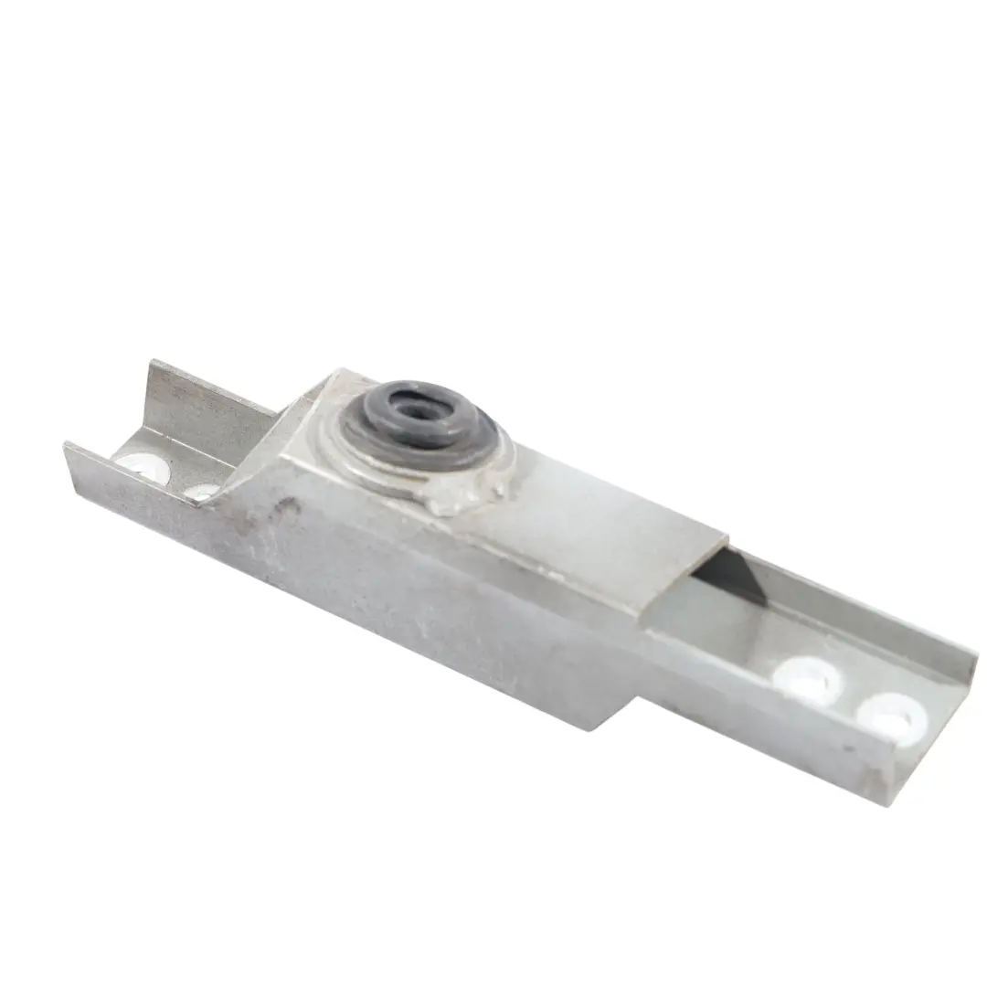 Support De Radiateur Panneau Avant Support Droit pour Audi R8 42 à propos du numéro de pièce 420806592A Audi R8 42 Support De Radiateur Panneau Avant Support Droit - SKU 420806592A - Numéro de pièce 420806592A