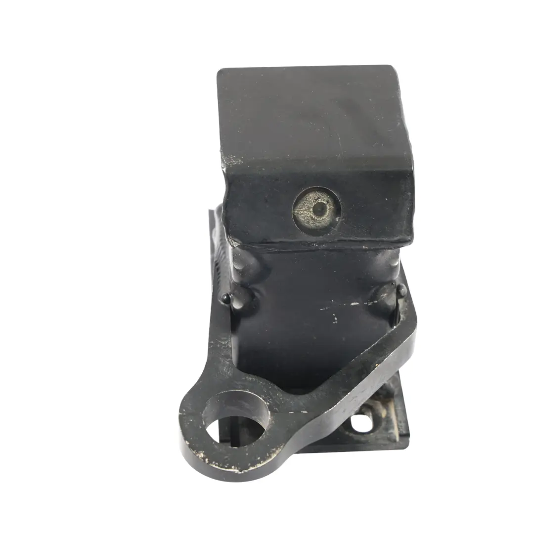 Parachoques Delantero Barra De Refuerzo De Montaje Derecho para Audi R8 42 con número de pieza 420807552 Audi R8 42 Parachoques Delantero Barra De Refuerzo De Montaje Derecho - SKU 420807552 - Número de pieza 420807552