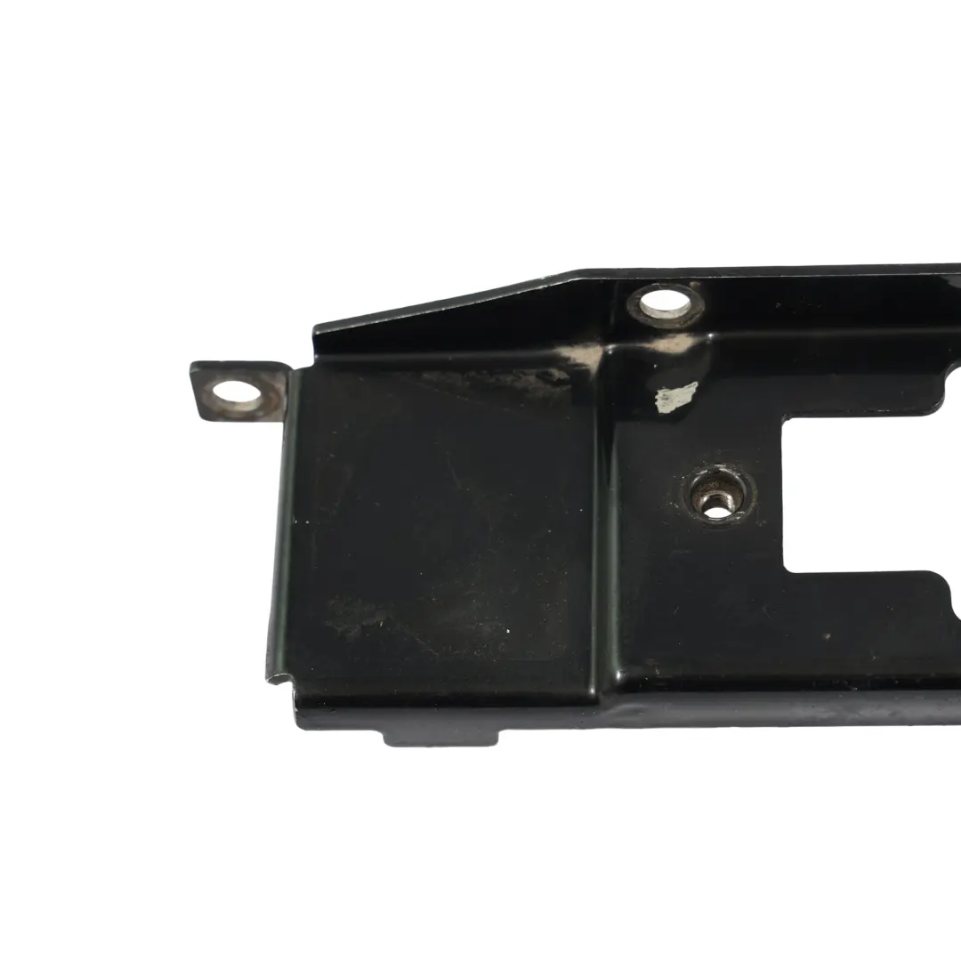 Plaque De Recouvrement Du Capot Arrière pour Audi R8 42 à propos du numéro de pièce 420813787B Audi R8 42 Plaque De Recouvrement Du Capot Arrière - SKU 420813787B - Numéro de pièce 420813787B