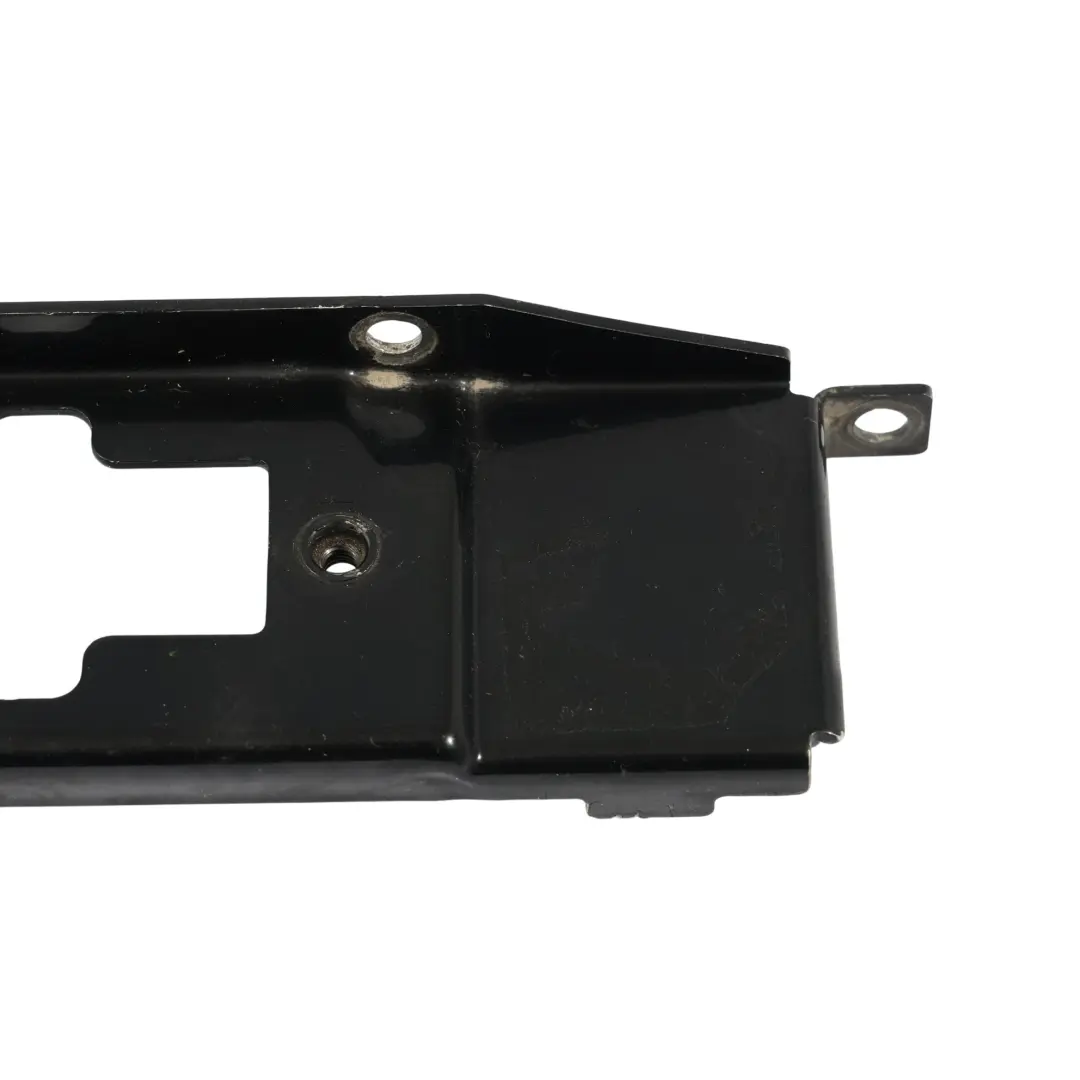 Audi R8 42 Hintere Motor Haube Träger Striker Platte Abdeckung Panel - SKU 420813787B - Teilenummer 420813787B