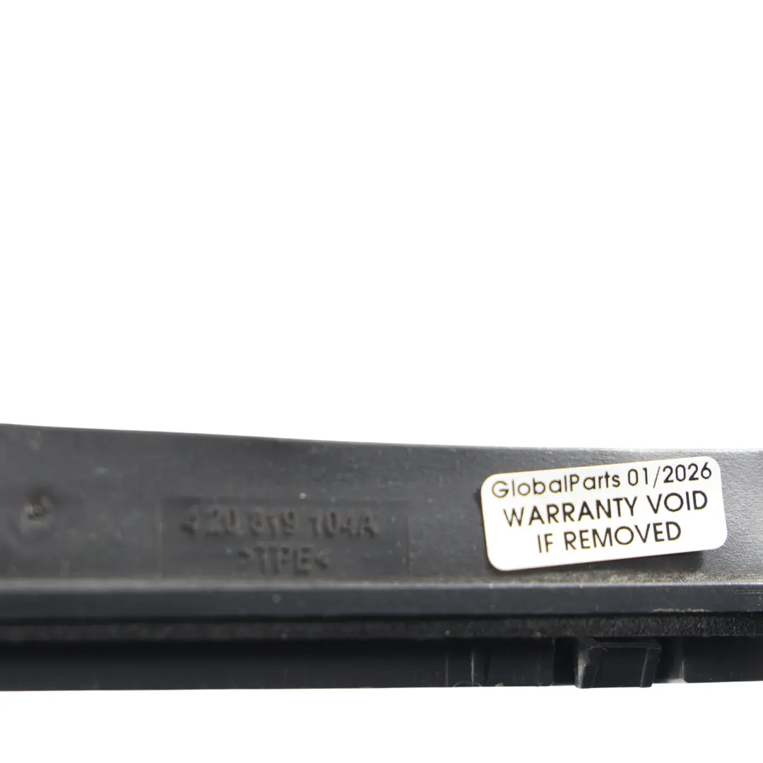 Delantera Admisión Aire Pato Canal Cubierta Trim Derecha para Audi R8 42 con número de pieza 420819104A Audi R8 42 Delantera Admisión Aire Pato Canal Cubierta Trim Derecha - SKU 420819104A - Número de pieza 420819104A