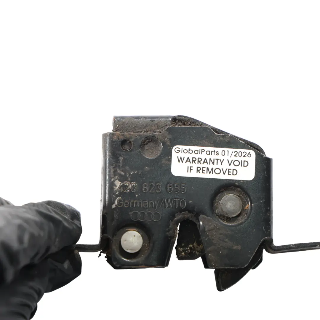 Zatrzask Zamka Maski Przód Lewo Prawo do Audi R8 42 Gen 1 o numerze 420823655 Audi R8 42 Gen 1 Zatrzask Zamka Maski Przód Lewo Prawo - SKU 420823655 - Numer Części 420823655