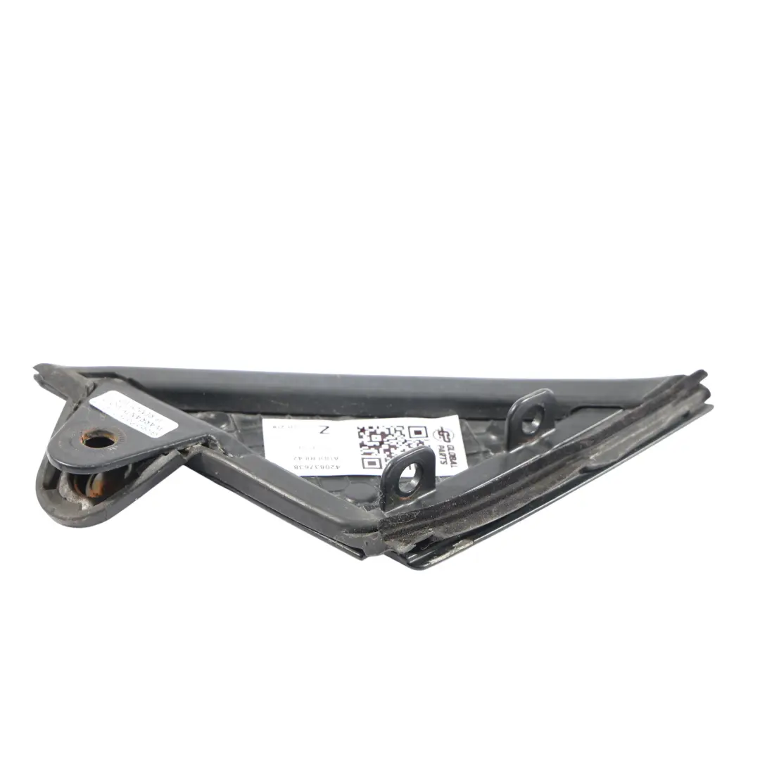 Coperchio Del Finestrino Portiera Triangolo Lato Destro per Audi R8 42 con numero di parte 420837638 Audi R8 42 Coperchio Del Finestrino Portiera Triangolo Lato Destro - SKU 420837638 - Numero di parte 420837638