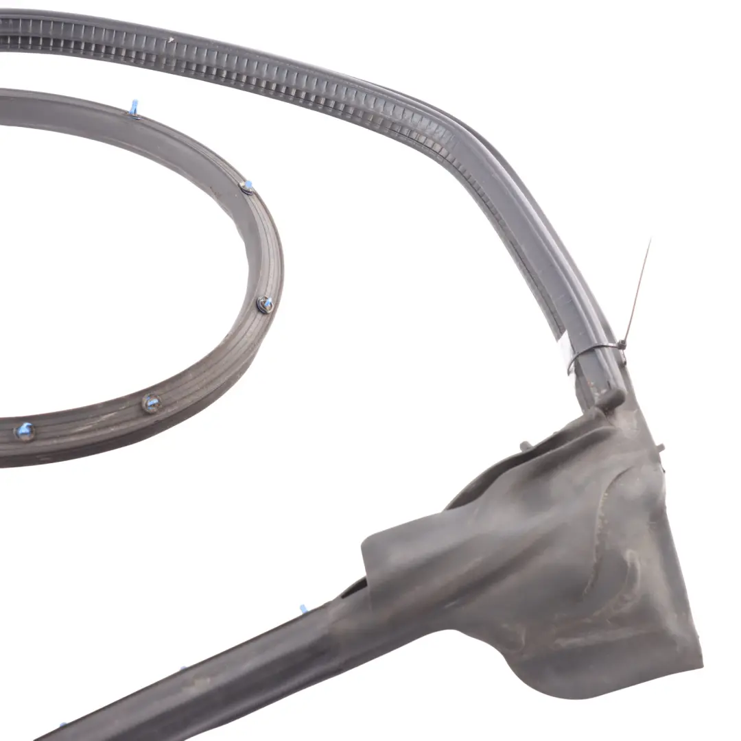 Door Seal Gasket Rubber Surround Outer Left N/S to Audi R8 Gen 1 with Part number 420837911 Audi R8 Gen 1 Door Seal Gasket Rubber Surround Outer Left N/S - SKU 420837911 - Part number 420837911