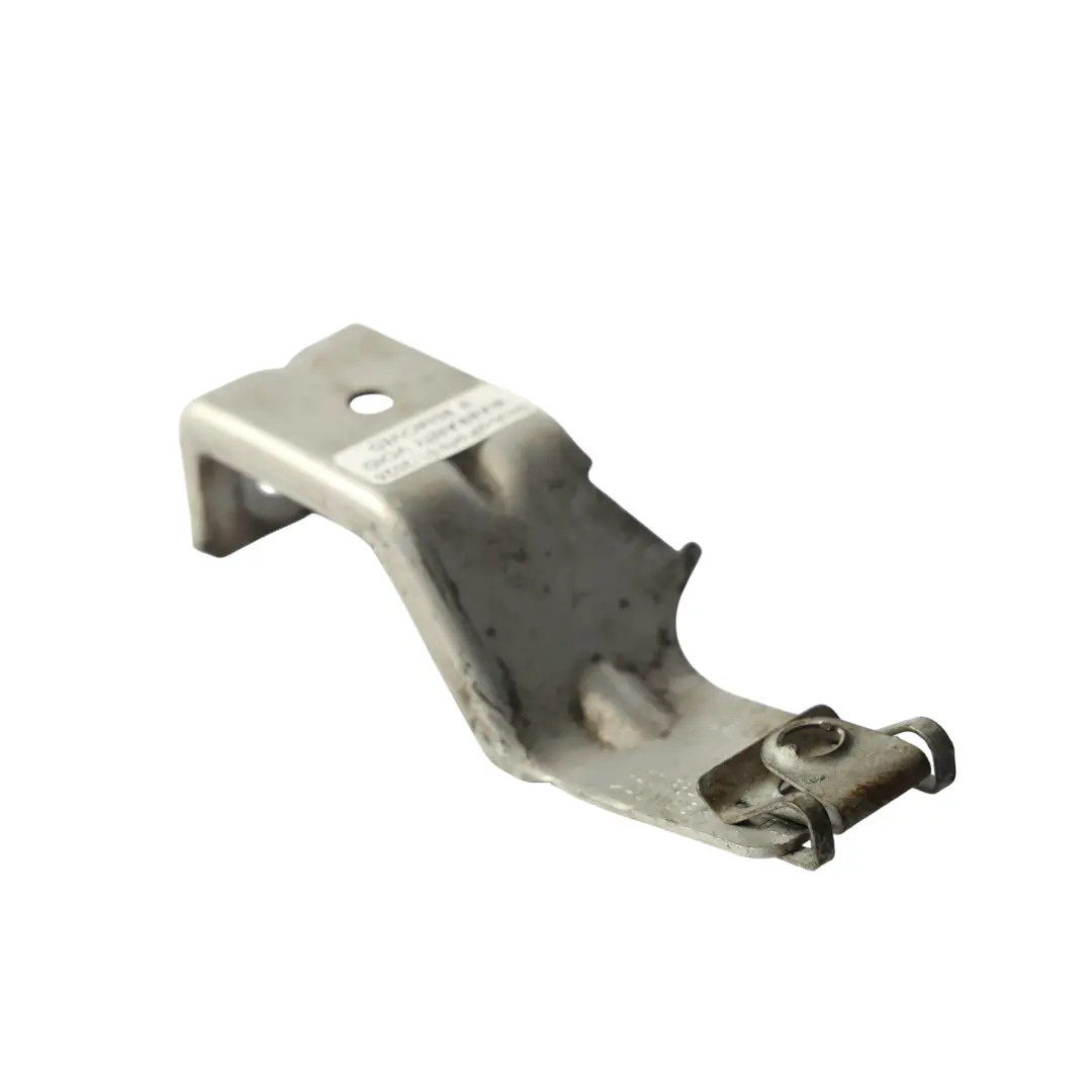 Staffa Montaggio Coperchio Vano Motore Sinistra Inferiore 420863081K per Audi R8 42 con numero di parte 420864851 Audi R8 42 Staffa Montaggio Coperchio Vano Motore Sinistra Inferiore 420863081K - SKU 420864851 - Numero di parte 420864851