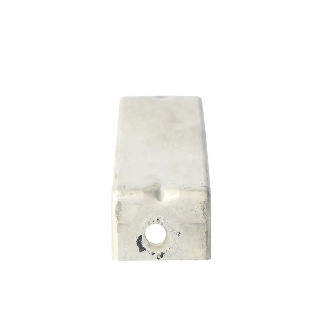 Supporto Staffa Pannello Laterale Posteriore Destro per Audi R8 42 con numero di parte 420864852 Audi R8 42 Supporto Staffa Pannello Laterale Posteriore Destro - SKU 420864852 - Numero di parte 420864852