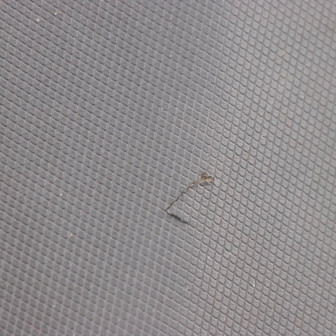 Quarter Panel Cover Trim Surround Right O/S to Audi R8 Gen 1 Rear with Part number 420867036 Audi R8 Gen 1 Rear Quarter Panel Cover Trim Surround Right O/S - SKU 420867036 - Part number 420867036