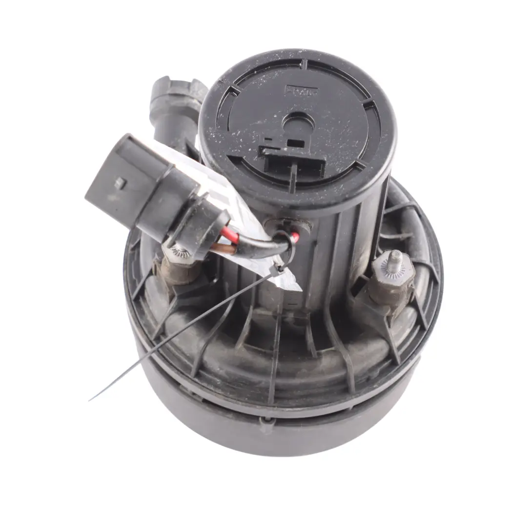 Secondary Air Pump to Audi R8 Gen 1 4.2 FSI with Part number 420906601 Audi R8 Gen 1 4.2 FSI Secondary Air Pump - SKU 420906601 - Part number 420906601