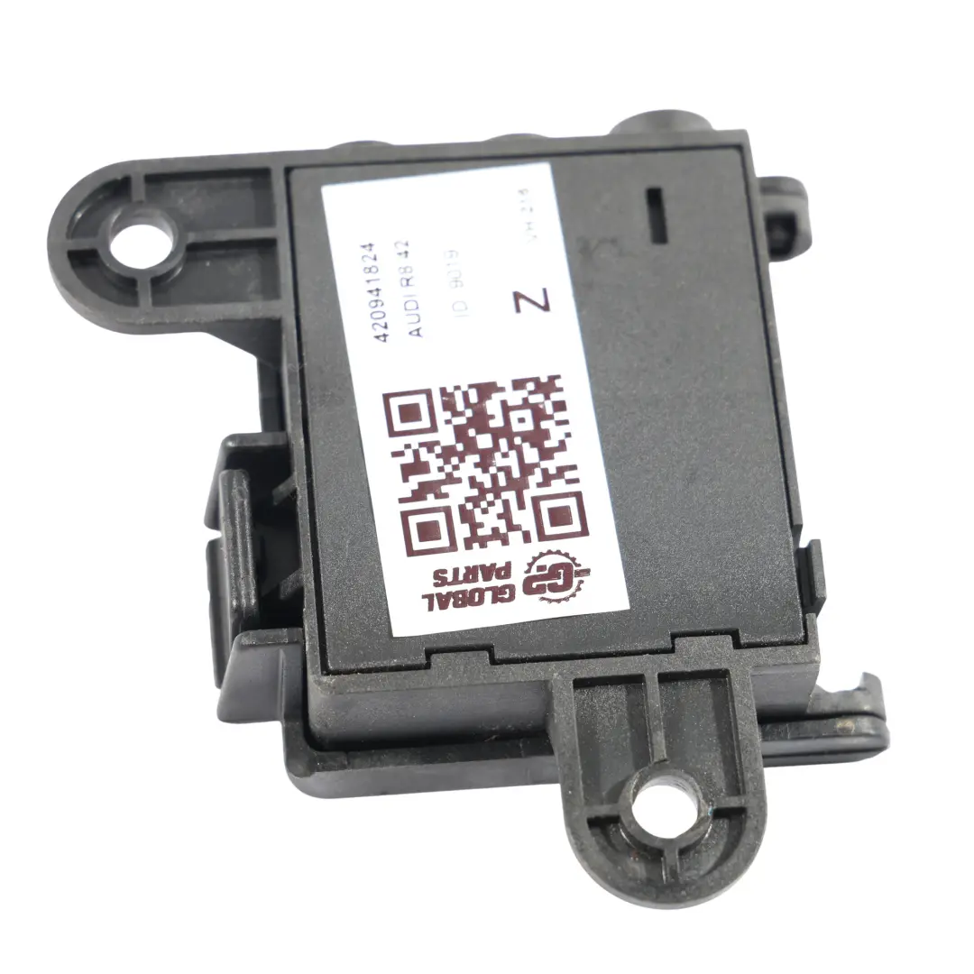 Fuse Box Battery Terminal Cover Housing Clamp to Audi R8 42 Spyder with Part number 420941824 Audi R8 42 Spyder Fuse Box Battery Terminal Cover Housing Clamp - SKU 420941824 - Part number 420941824