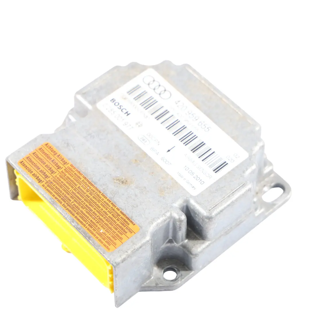 Module Sensor Control Unit ECU to Audi R8 42 Air with Part number 420959655 Audi R8 42 Air Module Sensor Control Unit ECU - SKU 420959655 - Part number 420959655