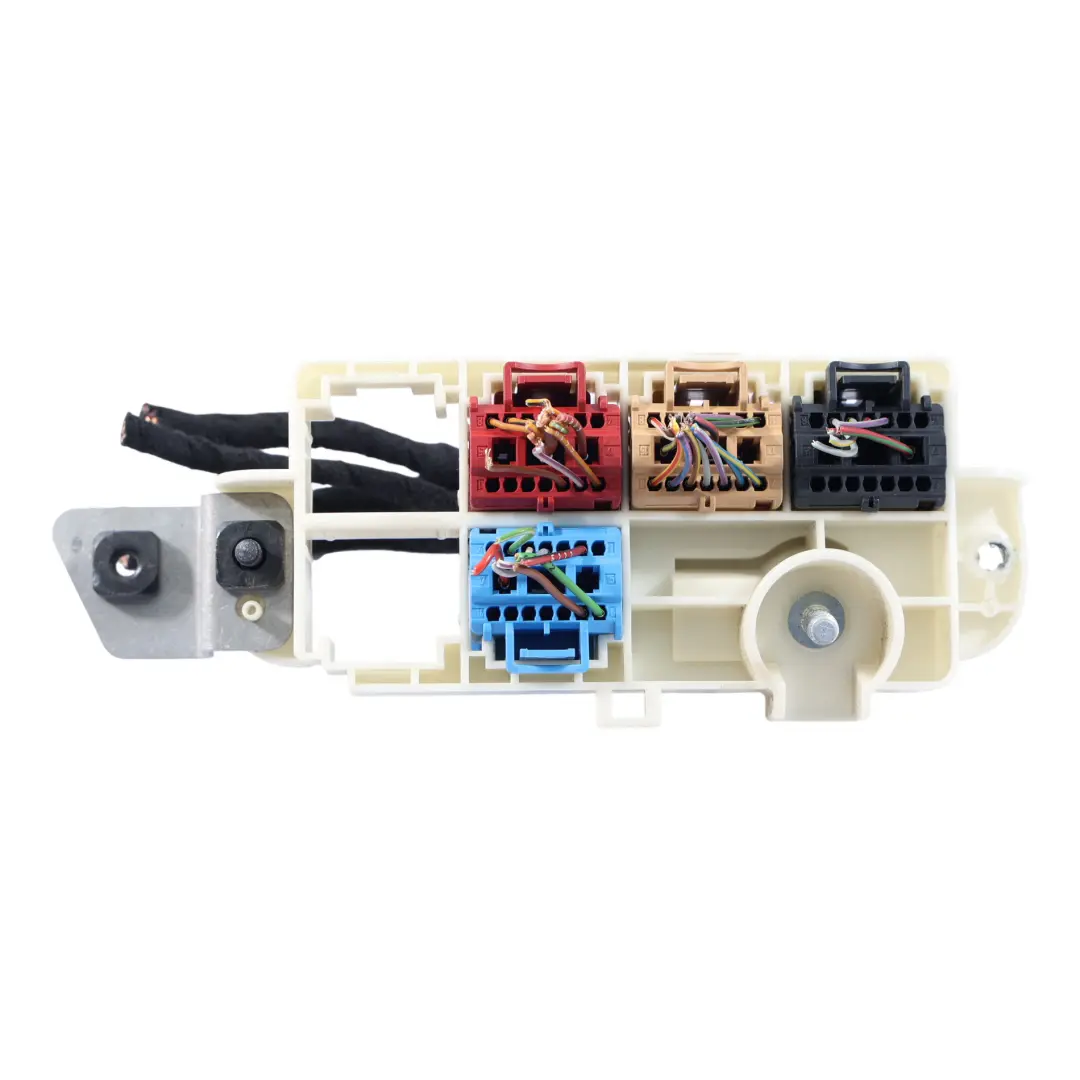 Fuse Box Electrical Connector Relay Control Unit Module to Audi R8 42 with Part number 4F1937545 Audi R8 42 Fuse Box Electrical Connector Relay Control Unit Module - SKU 4F1937545 - Part number 4F1937545