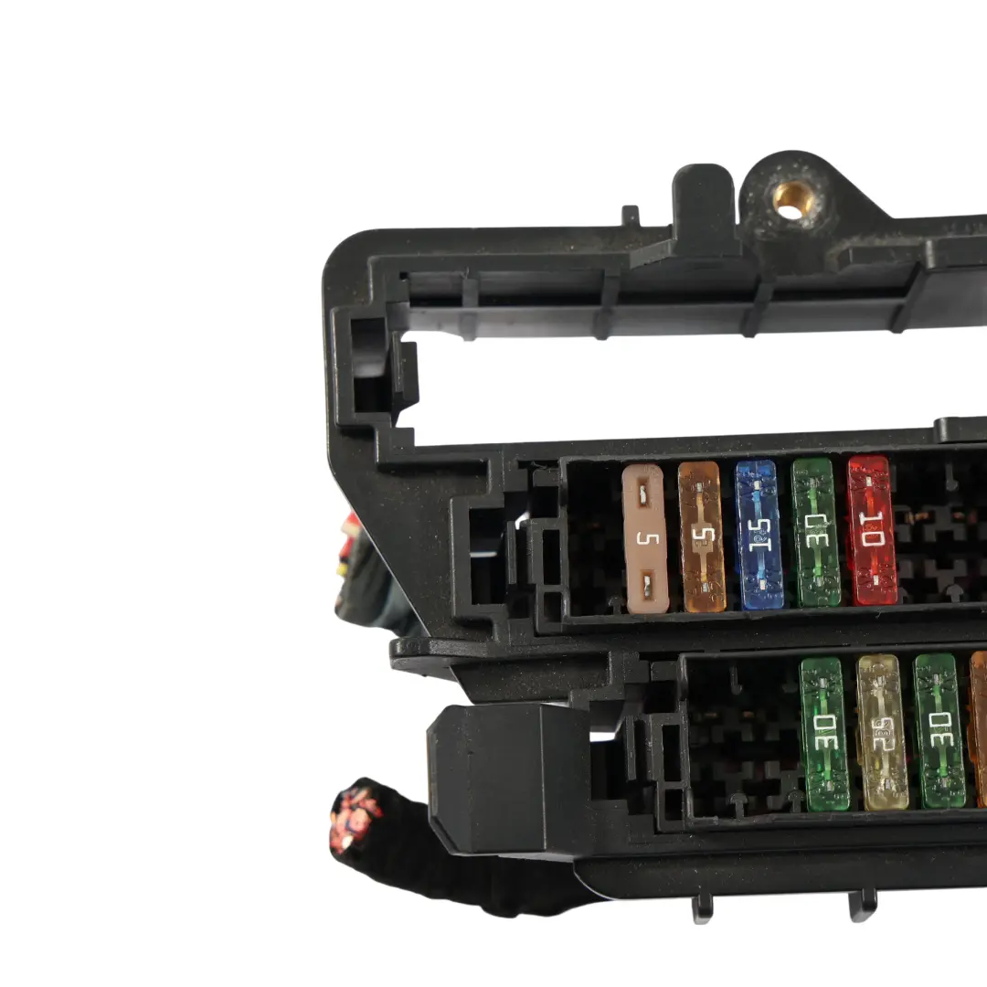 Fuse Box Electrical Connector Relay Control Unit Module to Audi R8 42 with Part number 4F1971845A Audi R8 42 Fuse Box Electrical Connector Relay Control Unit Module - SKU 4F1971845A - Part number 4F1971845A