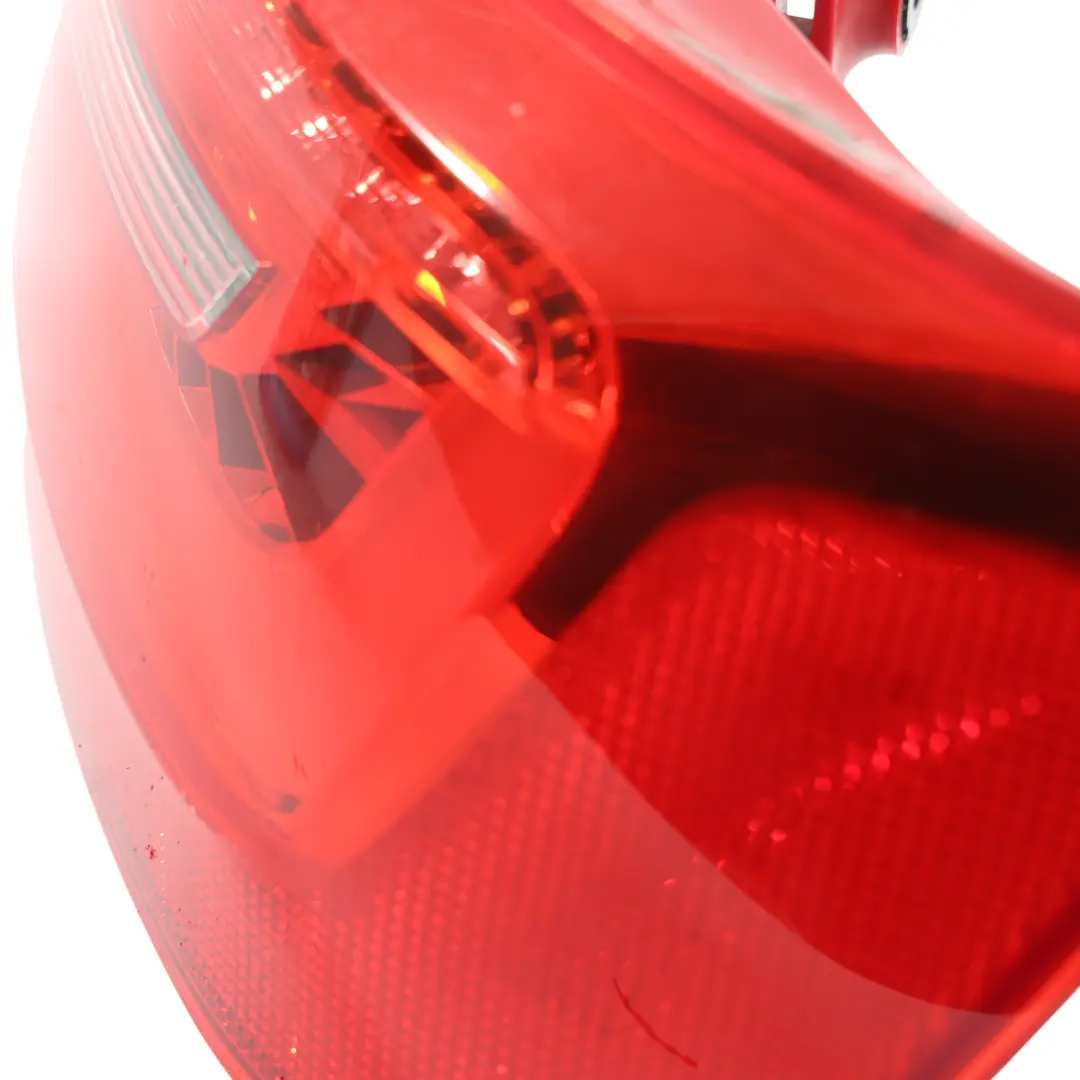 Audi A6 C7 Allroad 4G Avant Feu Arrière Droit À LED - SKU 4G9945096B - Numéro de pièce 4G9945096B