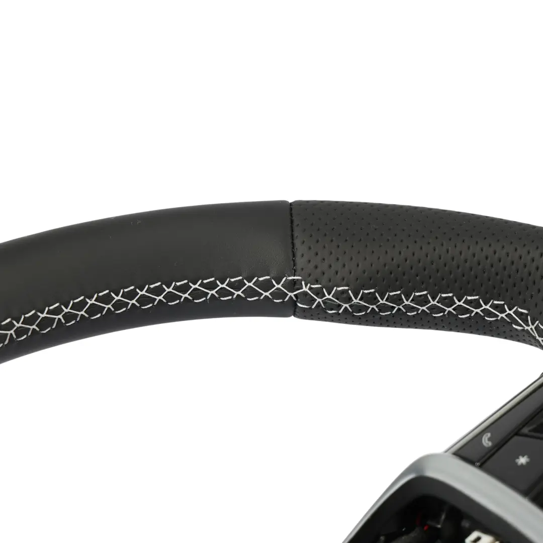 NUOVO In Pelle Nera Fondo Piatto Filo Bianco per Audi A6 C8 Volante con numero di parte 4K0419091N Audi A6 C8 Volante NUOVO In Pelle Nera Fondo Piatto Filo Bianco - SKU 4K0419091N-1 - Numero di parte 4K0419091N