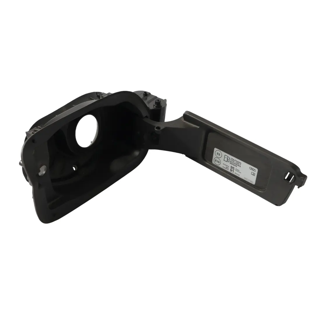 Audi A6 C8 Obudowa Klapki Wlewu Zbiornika Paliwa - SKU 4K0809906 - Numer Części 4K0809906