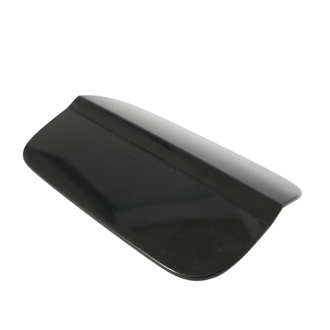 Tappo Sportello Serbatoio Carburante Vesuvio Grigio X7J per Audi A6 C8 con numero di parte 4K0809907B Audi A6 C8 Tappo Sportello Serbatoio Carburante Vesuvio Grigio X7J - SKU 4K0809907B-VES - Numero di parte 4K0809907B