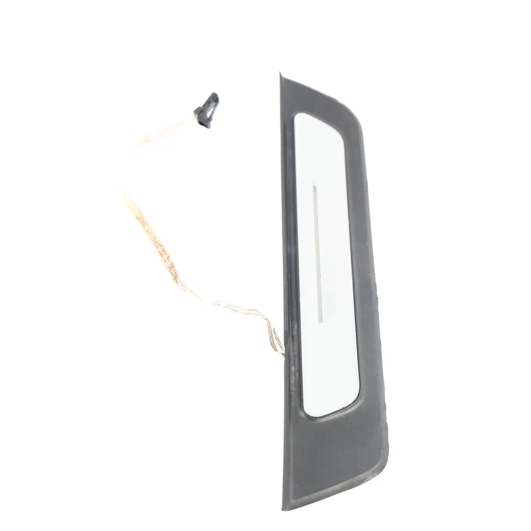 Cubierta Fibra Luz Panel Umbral Trasero Derecho para Audi A6 C8 con número de pieza 4K0947424 Audi A6 C8 Cubierta Fibra Luz Panel Umbral Trasero Derecho - SKU 4K0947424 - Número de pieza 4K0947424