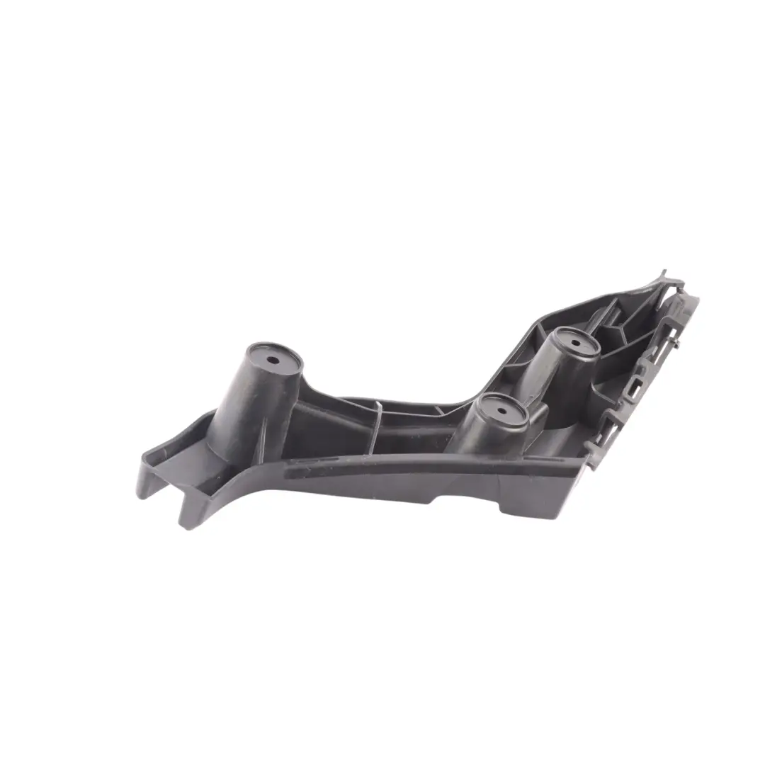 Guida Profilo Supporto Paraurti Posteriore Destro per Audi A6 C8 con numero di parte 4K5807394 Audi A6 C8 Guida Profilo Supporto Paraurti Posteriore Destro - SKU 4K5807394 - Numero di parte 4K5807394