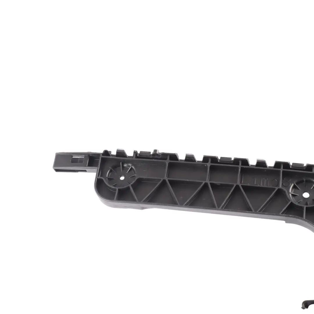 Audi A6 C8 Sección Guía Soporte Parachoques Trasero Inferior Derecho - SKU 4K5807454 - Número de pieza 4K5807454