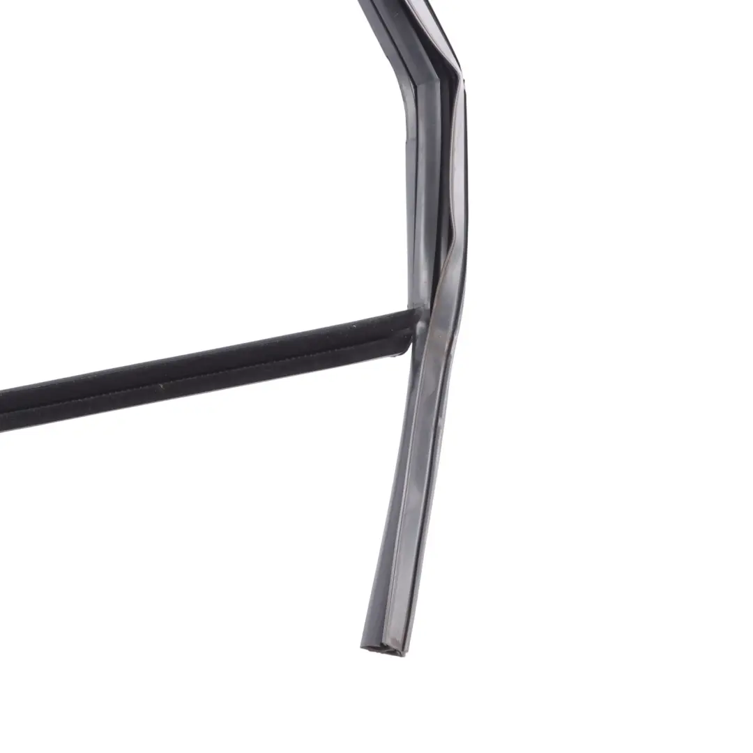 Audi A6 C8 Rear Door Window Guide Seal Gasket Rubber Left N/S - SKU 4K5839431B - Part number 4K5839431B