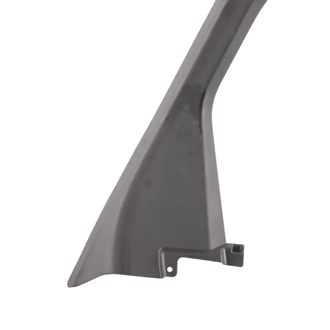 Porta Finestra Pannello Copertura Posteriore Sinistro per Audi A6 C8 con numero di parte 4K5867671 Audi A6 C8 Porta Finestra Pannello Copertura Posteriore Sinistro - SKU 4K5867671 - Numero di parte 4K5867671